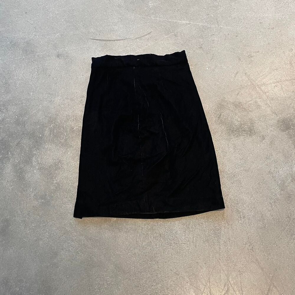 black 90s whimsigoth velvet skirt by Tempo Paris size 6